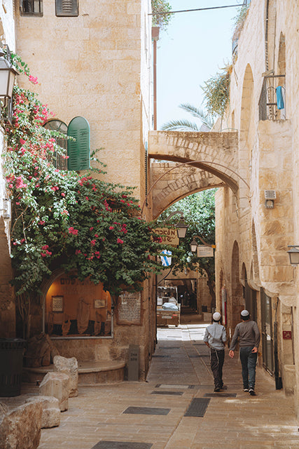 Walking the Jewish Quarter in Jerusalem